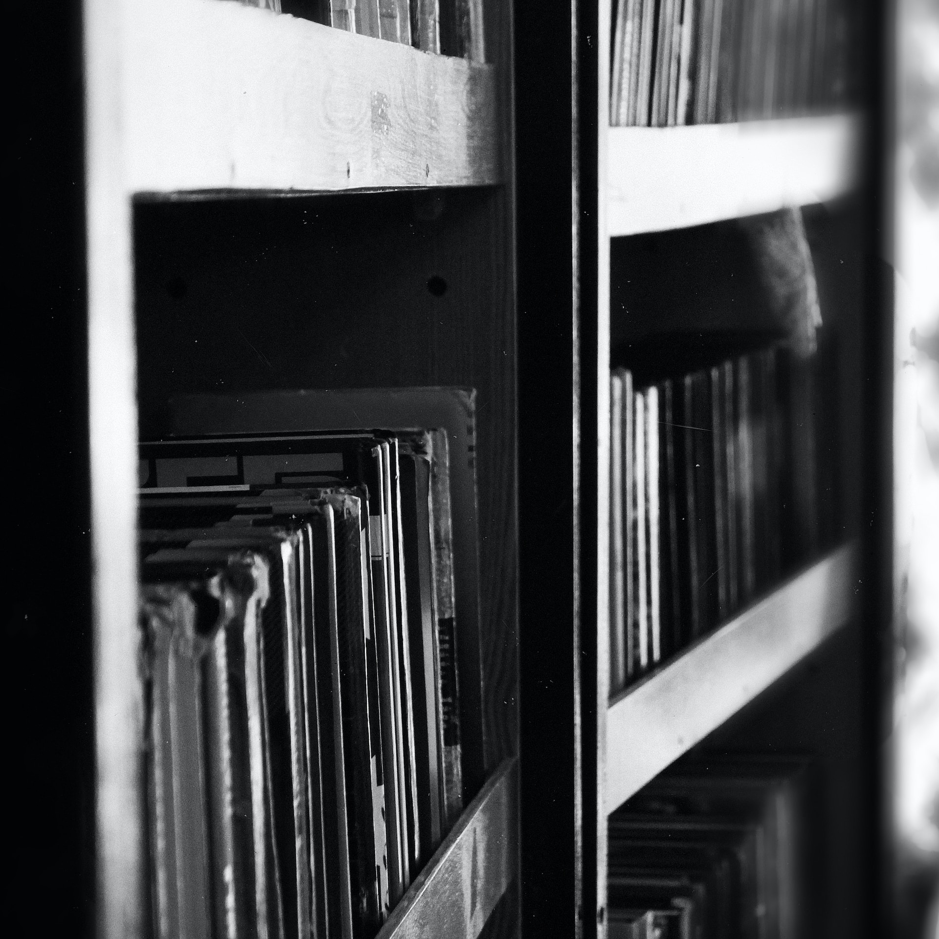 Bookshelf in greyscale
